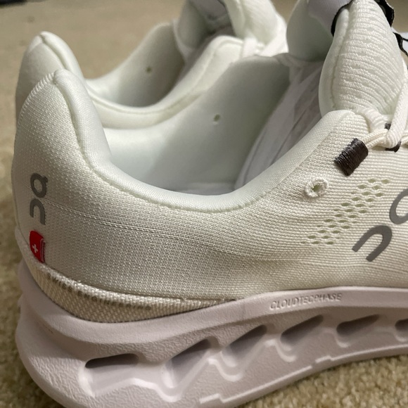 On cloud surfer “white/frost” size 9.5 women’s size 8 men’s - Picture 2 of 6